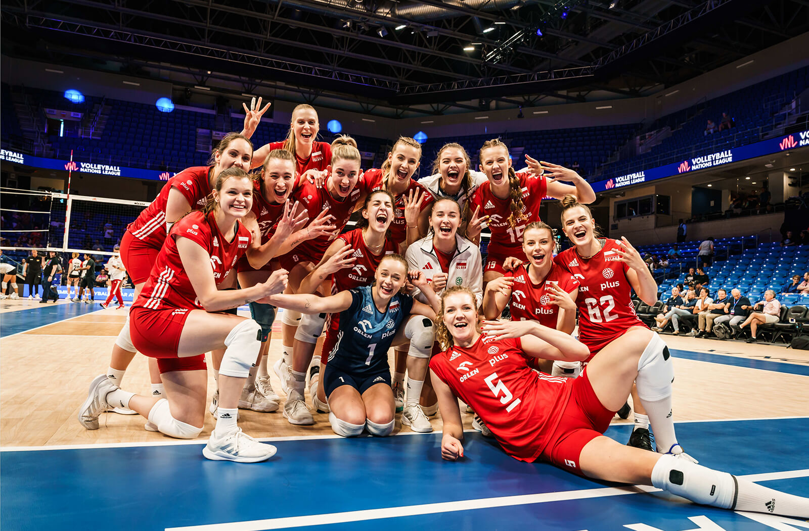 Polonya, VNL Yarı Finallerinde Tarih Yazdı ve Birinci Sırayı Aldı