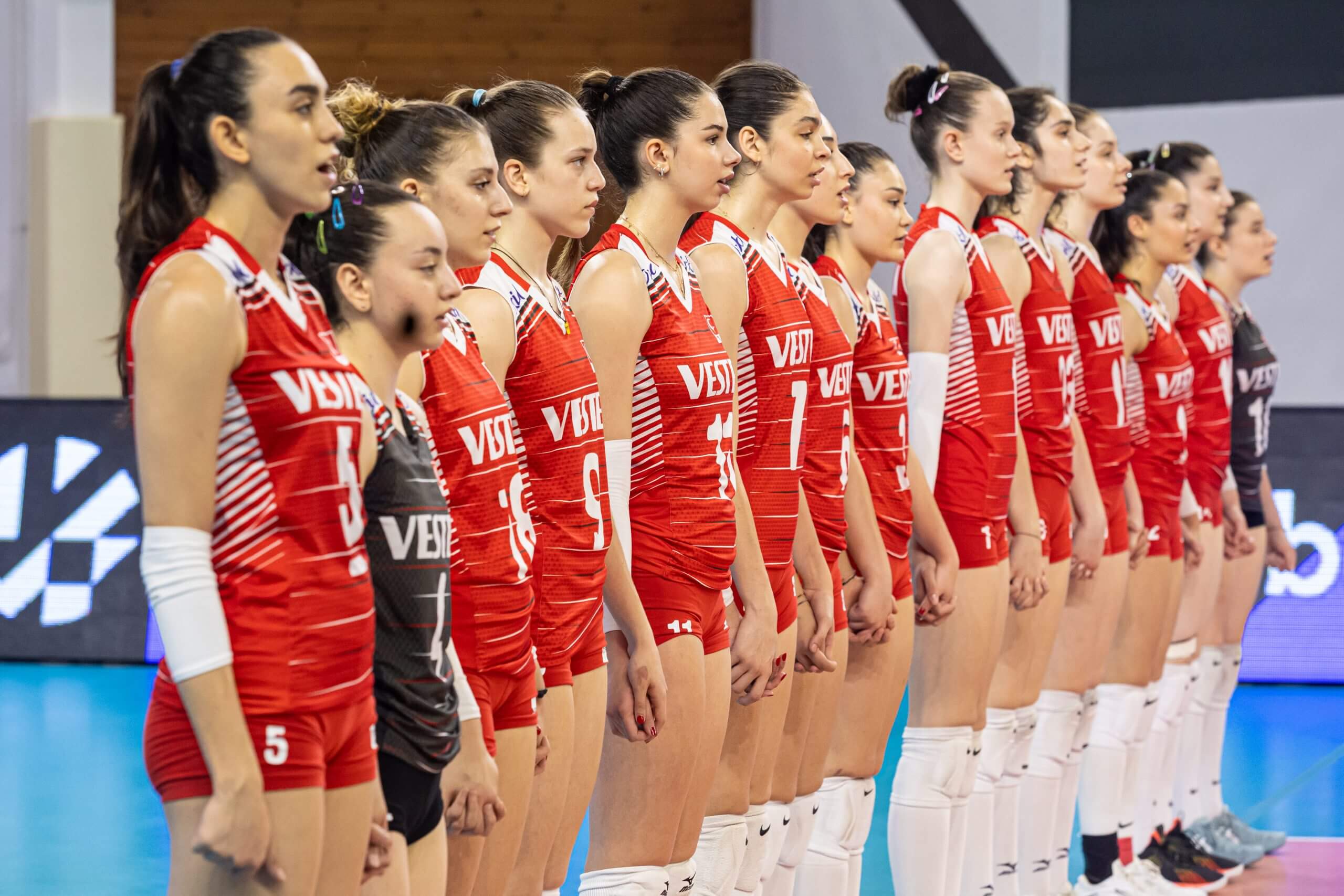 U17 Kız Milli Takımımız Avrupa Şampiyonası’ndaki İlk Maçta Yunanistan’a 3-1 Mağlup Oldu