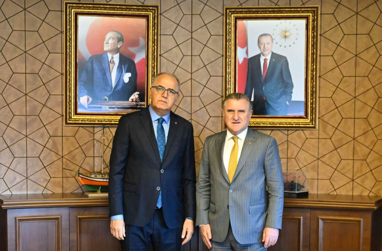 TVF Başkanı Üstündağ, Gençlik ve Spor Bakanı Bak’ı Ziyaret Etti