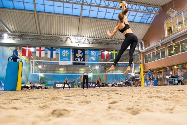 Göteborg, Yılın Son NEVZA Plaj Voleybolu Turnuvasında Ev Sahibi