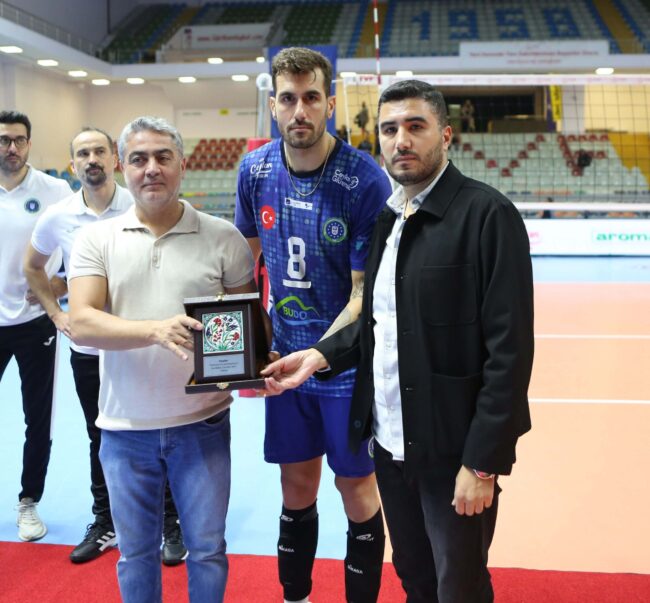 Bursa BBSK, Balkan Kupası'nda İkinci Oldu