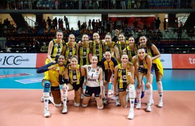 Fenerbahçe Opet, Derbide Galatasaray Daikin’i 3-1 Yendi Fenerbahçe Opet, Derbide Galatasaray Daikin’i 3-1 Yendi