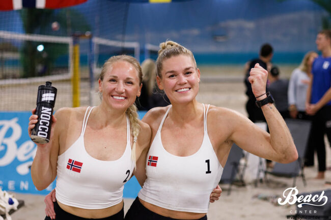 Victoria Faye Kjølberg and Julie Varga