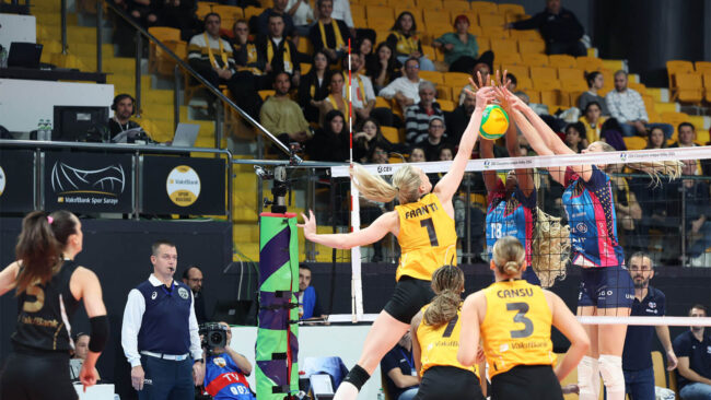 VakıfBank, Allianz Vero Volley Milano’ya Karşı Zorlu Mücadelede Yenildi VakıfBank, Allianz Vero Volley Milano’ya Karşı Zorlu Mücadelede Yenildi