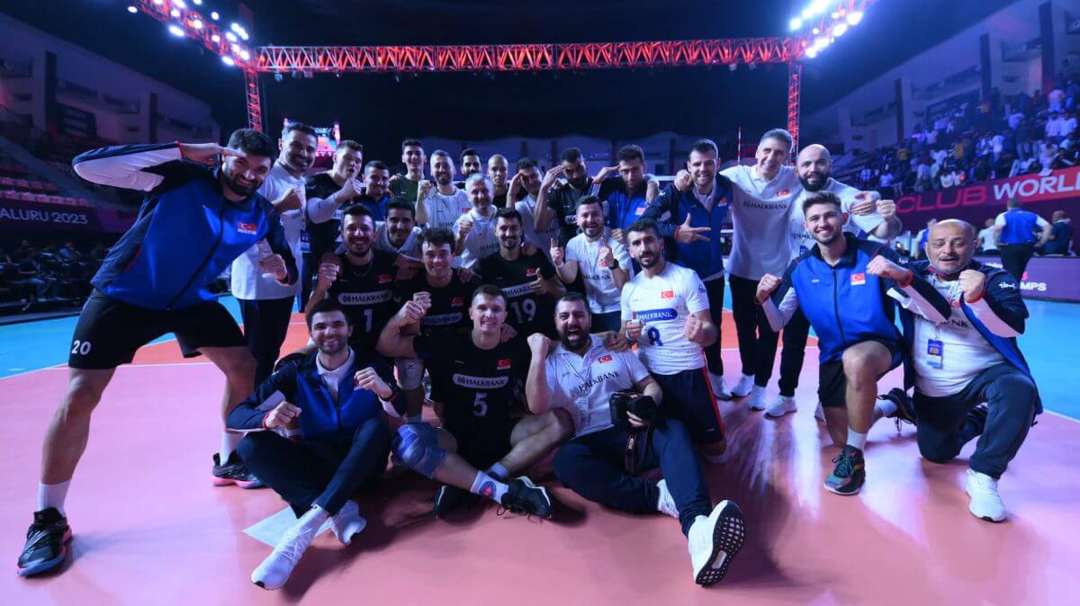 Halkbank, Kulüpler Dünya Şampiyonası’nda Yarı Finale Yükseldi