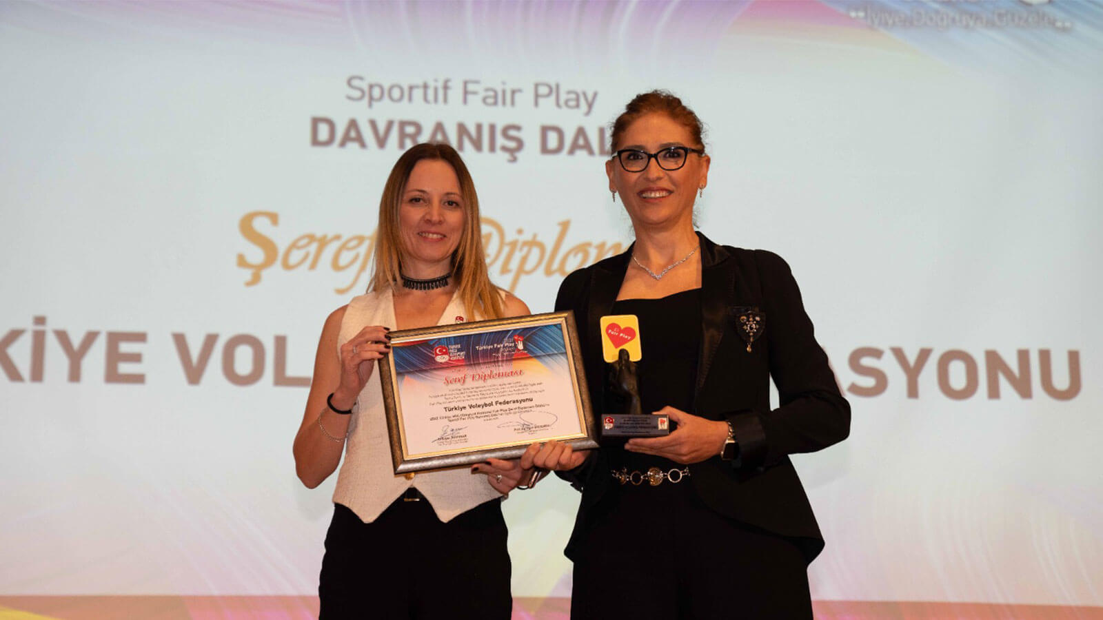 TMOK Fair Play Komitesi’nden TVF’ye Şeref Diploması: Fair Play Ödülleri Sahiplerini Buldu