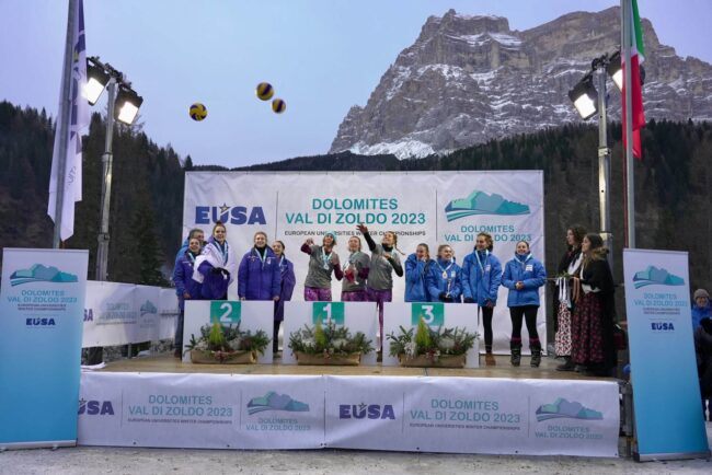 Avusturya ve Çekya'dan Başarı: Avrupa Üniversiteler Kış Şampiyonası'nda Kar Voleybolu Zaferi