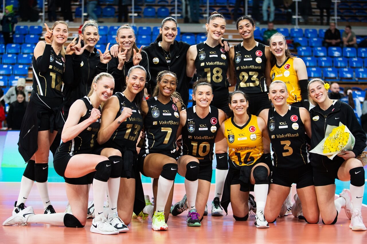 VakıfBank, Polonya Deplasmanında Güçlü Performansla 3-0 Galip Geldi