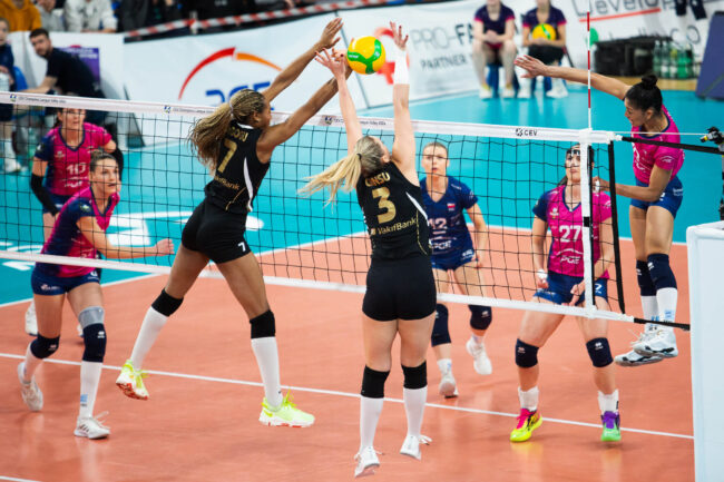 VakıfBank, Rysice Rzeszow’u 3-0 Mağlup Etti