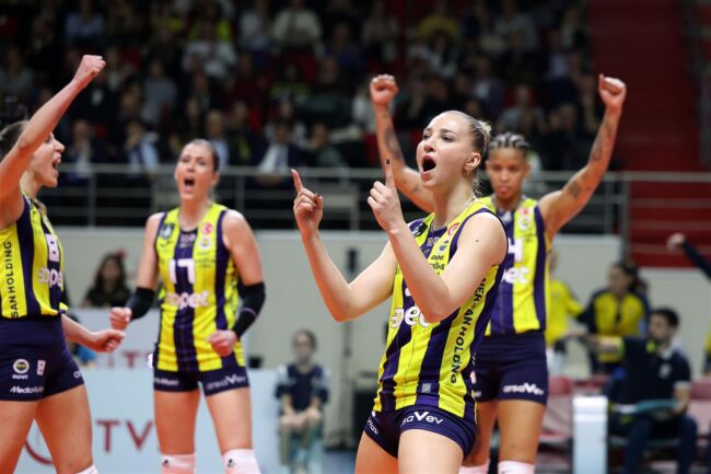 Fenerbahçe Opet, Şampiyonlar Ligi’nde Yarı Finale Yükseldi