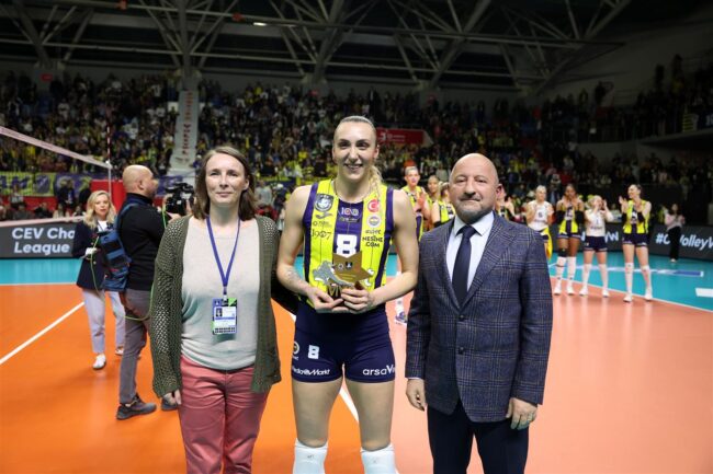 Fenerbahçe Opet, Şampiyonlar Ligi’nde Yarı Finale Yükseldi