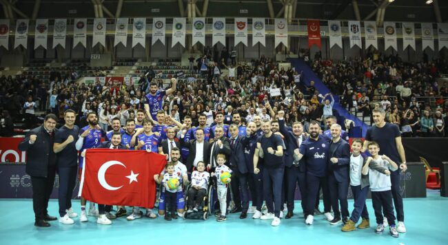Halkbank, Şampiyonlar Ligi’nde Çeyrek Finale Yükseldi