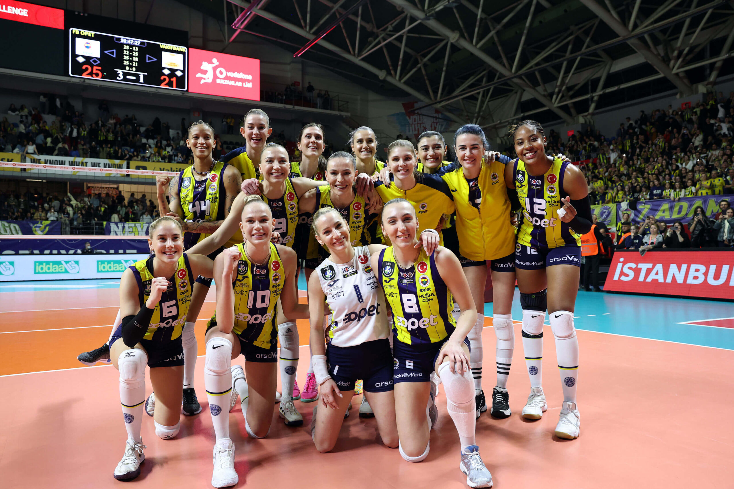 Fenerbahçe, VakıfBank’ı 3-1’lik Skorla Yendi