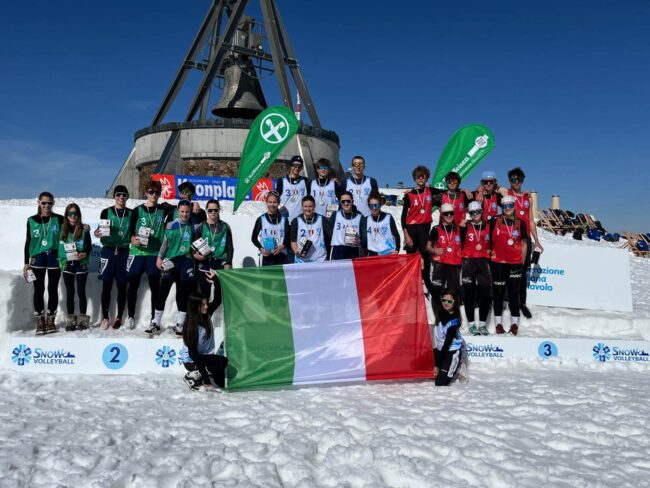 İtalya, Kar Voleybolunda Şampiyonlarını Taçlandırdı