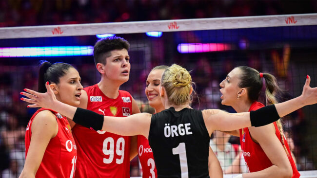 Hüzünlü Son: Filenin Sultanları VNL’e Çeyrek Finalde Veda Etti Hüzünlü Son: Filenin Sultanları VNL’e Çeyrek Finalde Veda Etti
