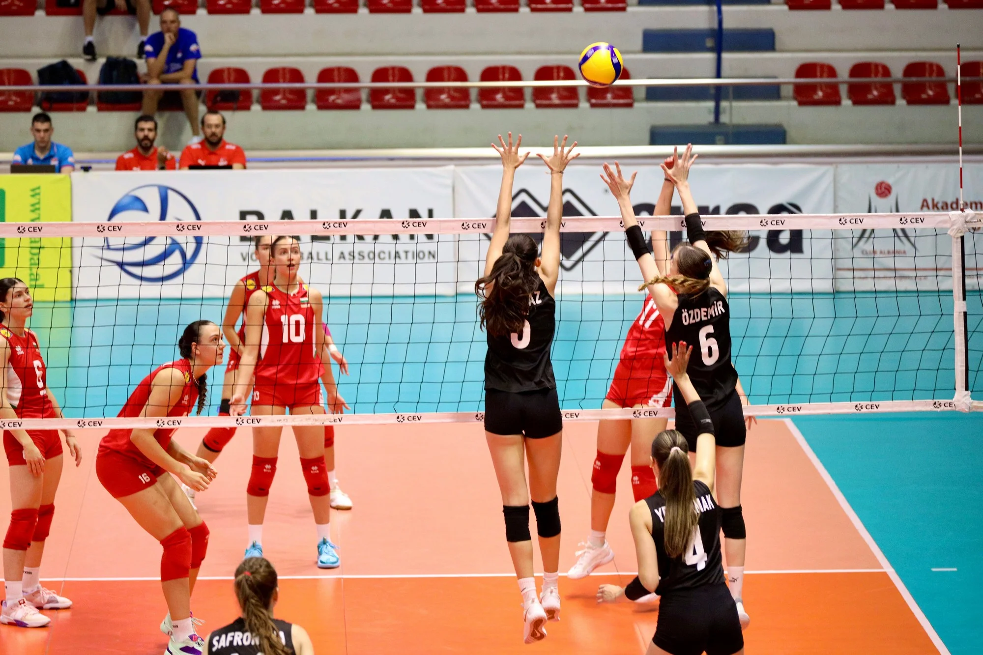 U20 Kadın Milli Takımımız Bulgaristan’ı 3-0 Mağlup Etti