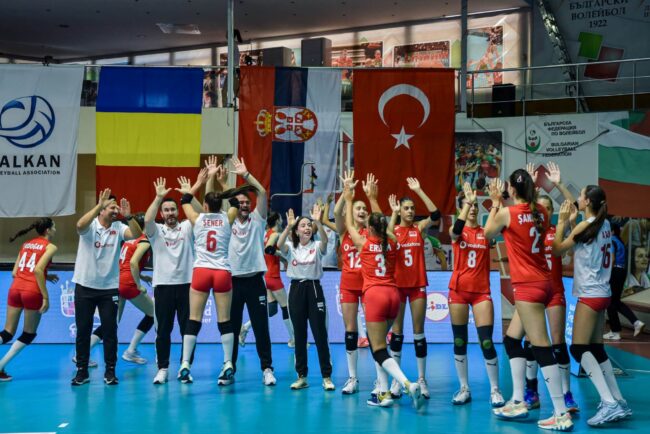 U16 Kadın Milli Takımımız Balkan Şampiyonu: Namağlup Zafer