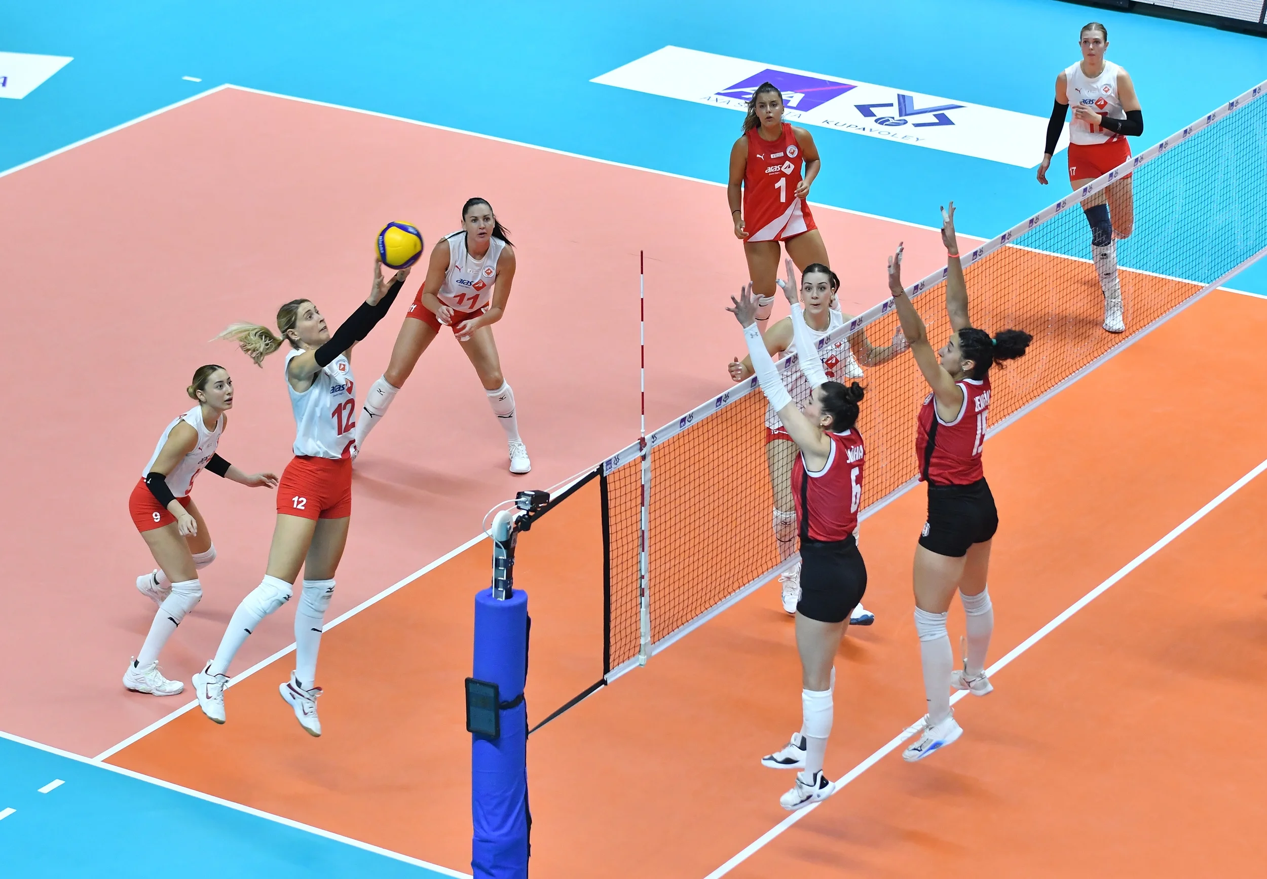 AXA Sigorta Kupa Voley’de Çeyrek Finalistler Belli Oldu!