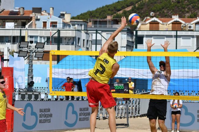 2024 VW Beach Pro Tour Futures Balıkesir Etabı Ayvalık'ta Başladı