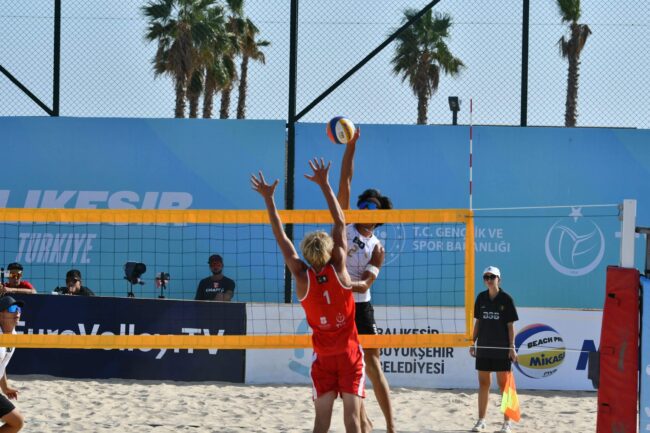 2024 VW Beach Pro Tour Futures Balıkesir Etabı Ayvalık'ta Başladı