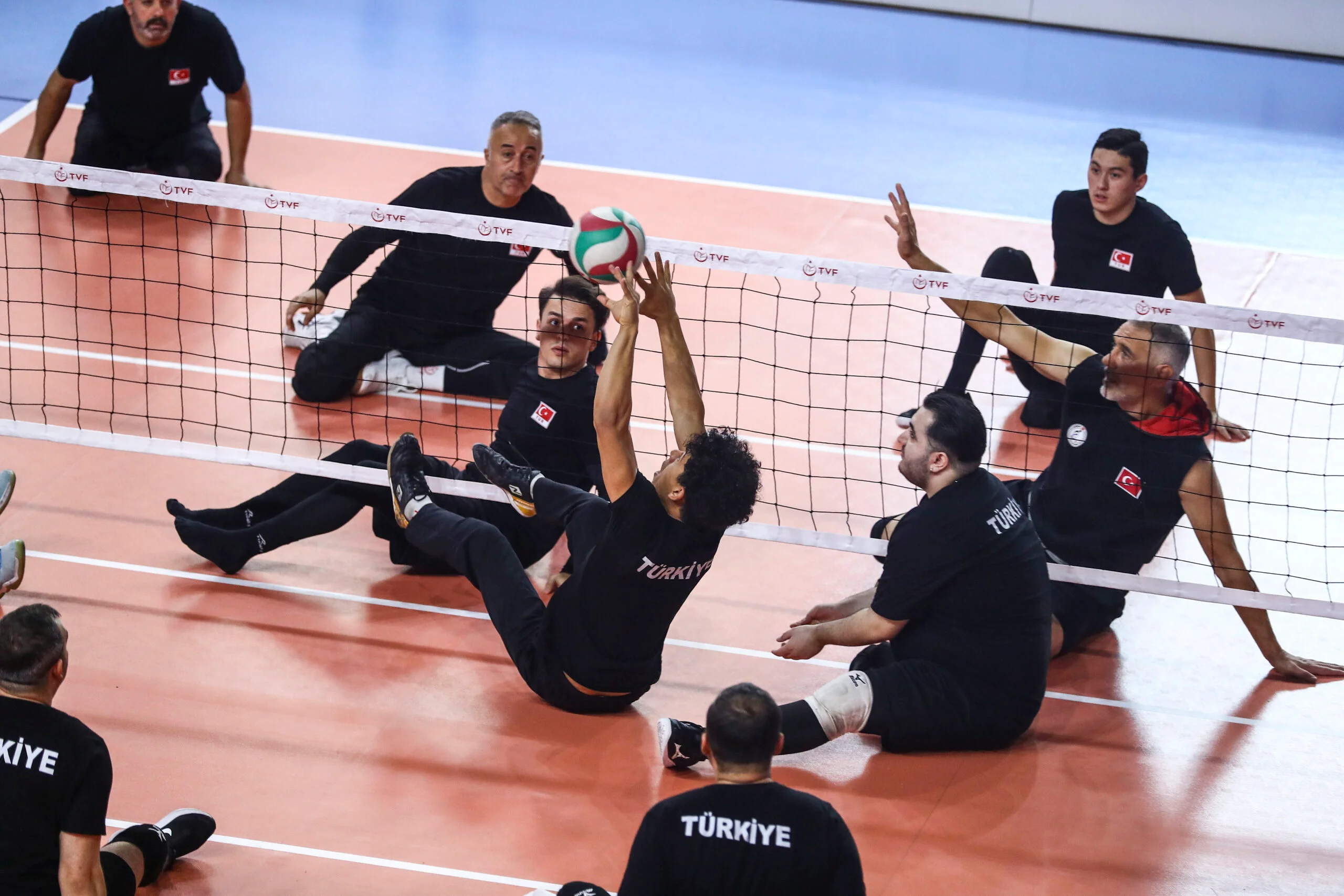 Oturarak Voleybol Milli Takımı Avrupa Şampiyonası'nda Madalya Peşinde