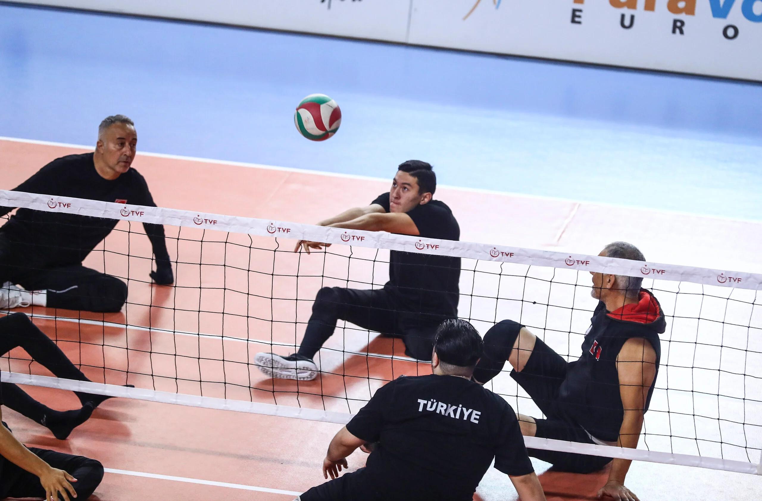 Oturarak Voleybol Milli Takımı Avrupa Şampiyonası'nda Madalya Peşinde