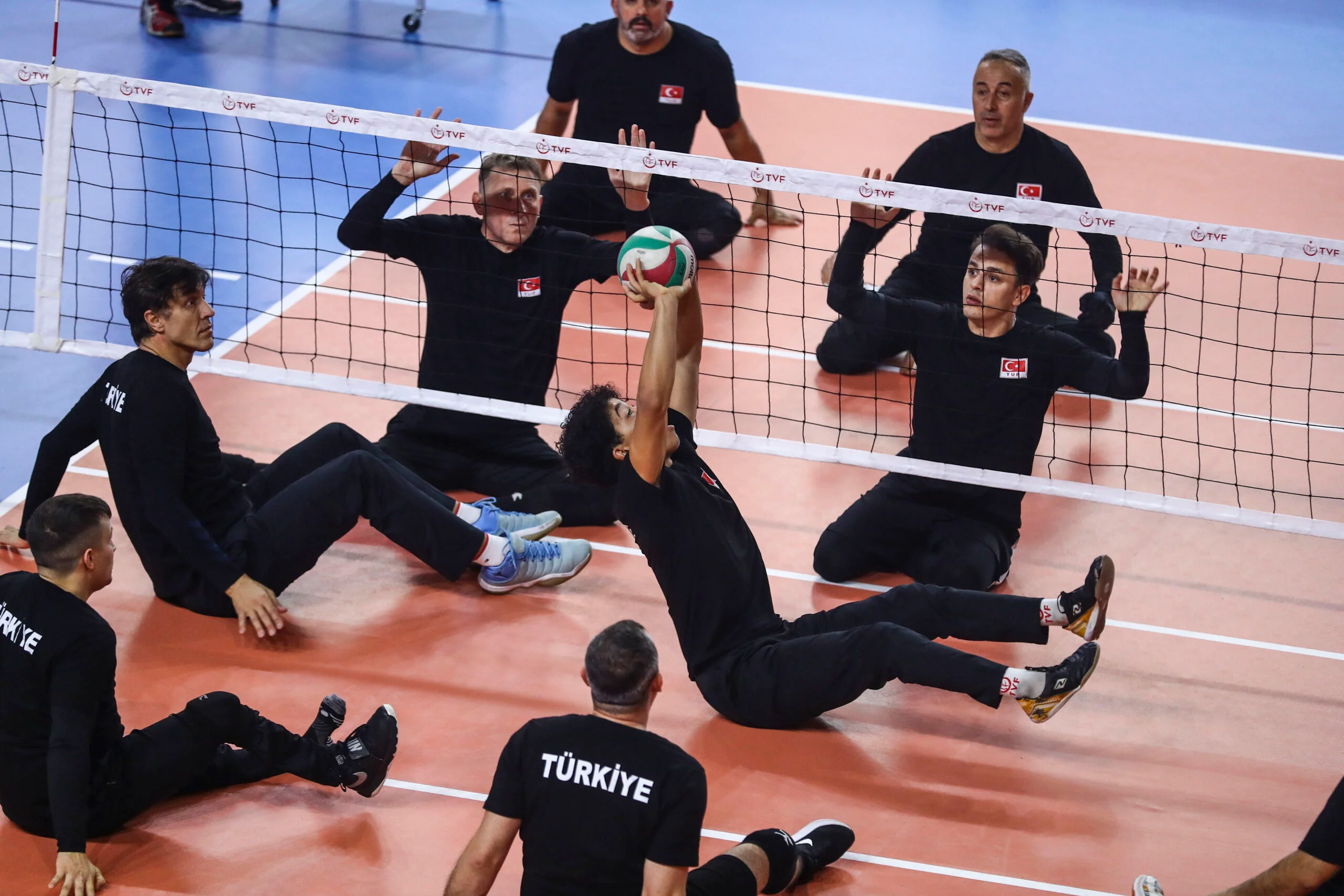 Oturarak Voleybol Milli Takımı Avrupa Şampiyonası'nda Madalya Peşinde