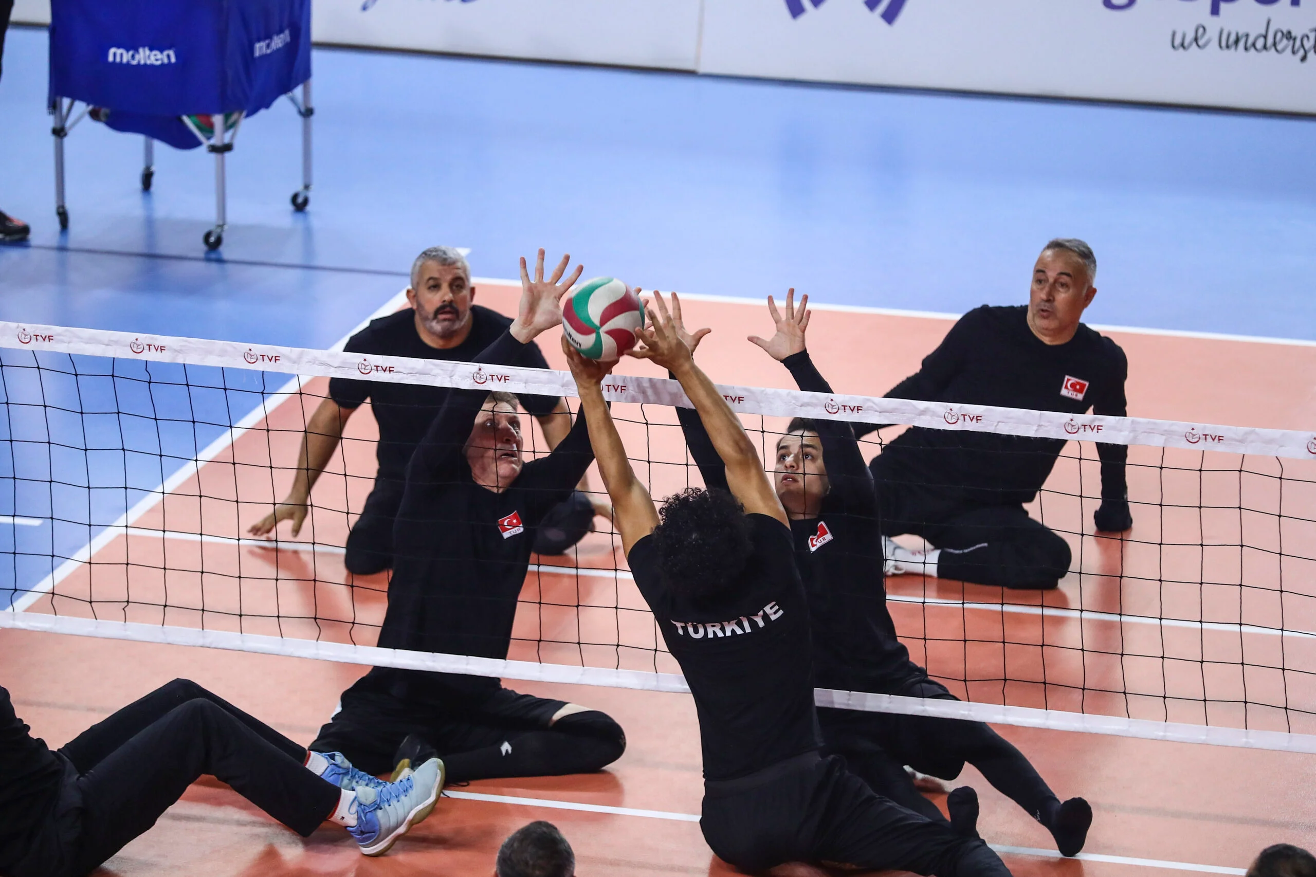 Oturarak Voleybol Milli Takımı Avrupa Şampiyonası'nda Madalya Peşinde