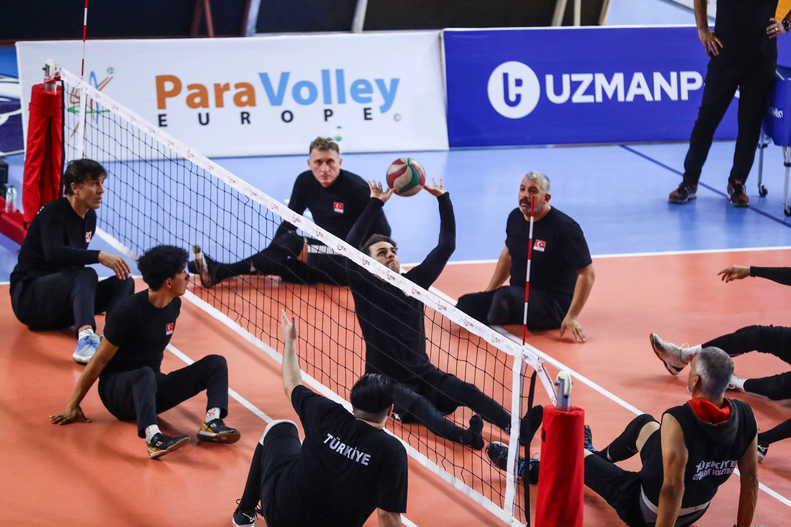 Oturarak Voleybol Milli Takımı Avrupa Şampiyonası'nda Madalya Peşinde