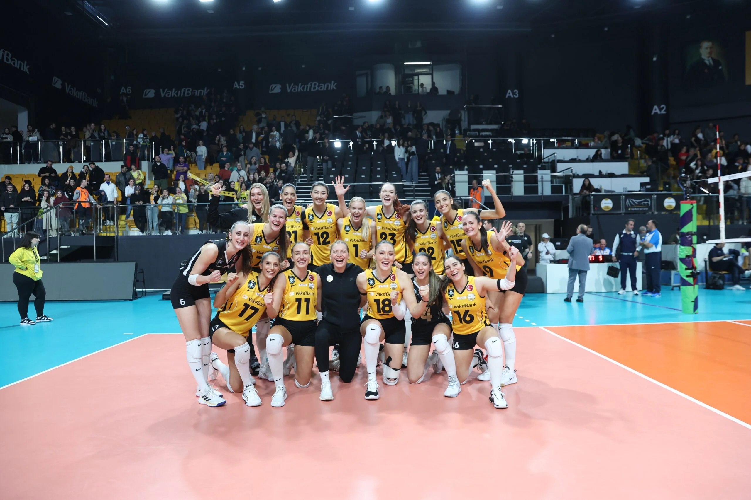 VakıfBank, Milano’yu 3-0 Mağlup Etti!