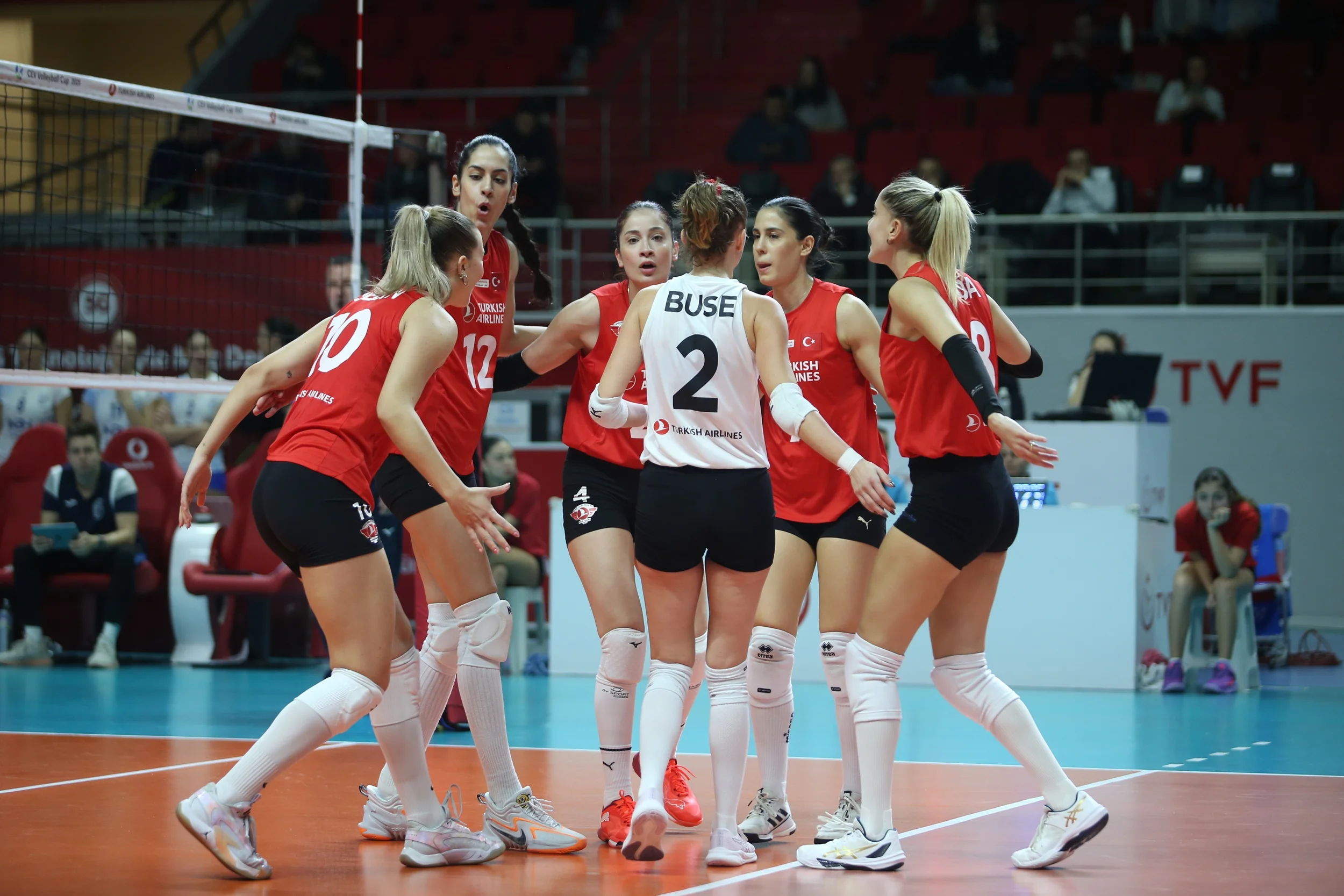 Türk Hava Yolları, CEV Kupası’nda Play-Off’a Yükseldi!