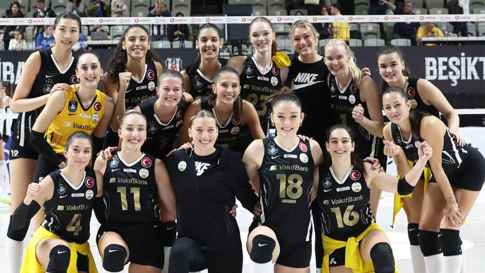 VakıfBank, Beşiktaş’ı Rahat Geçti ve Liderlik Koltuğunu Aldı!