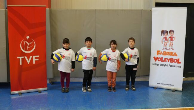 Fabrika Voleybol, Erciş’te Geleceğin Yıldızlarını Yetiştiriyor!