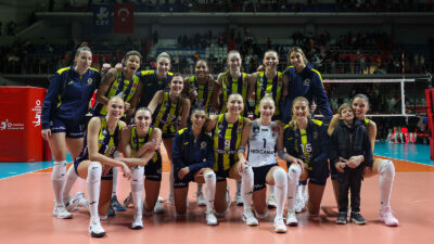Fenerbahçe, Galatasaray’a Şans Tanımadı! Fenerbahçe, Galatasaray’a Şans Tanımadı!