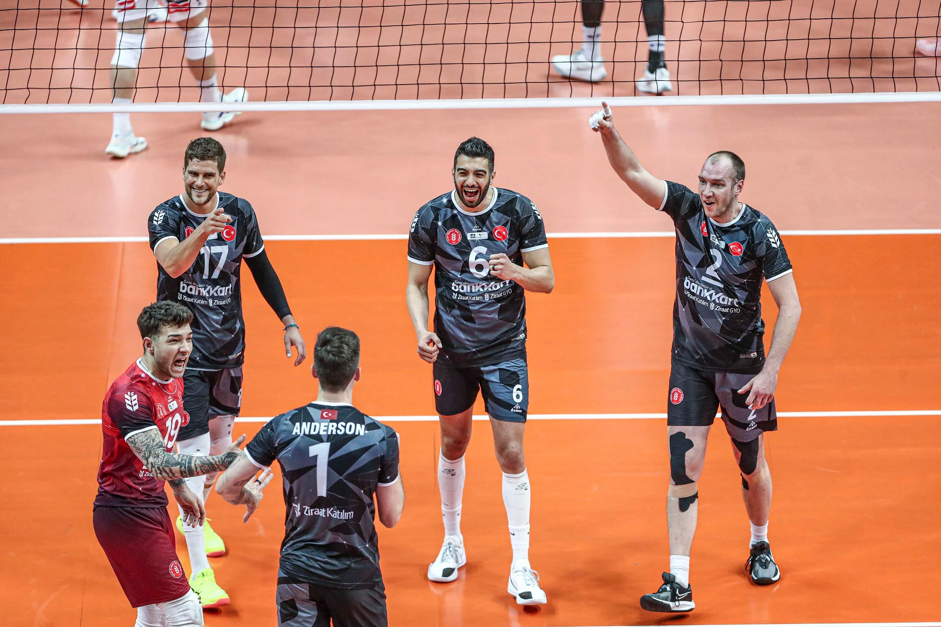 Ziraat Bankkart, CEV Kupası'nda Finalde