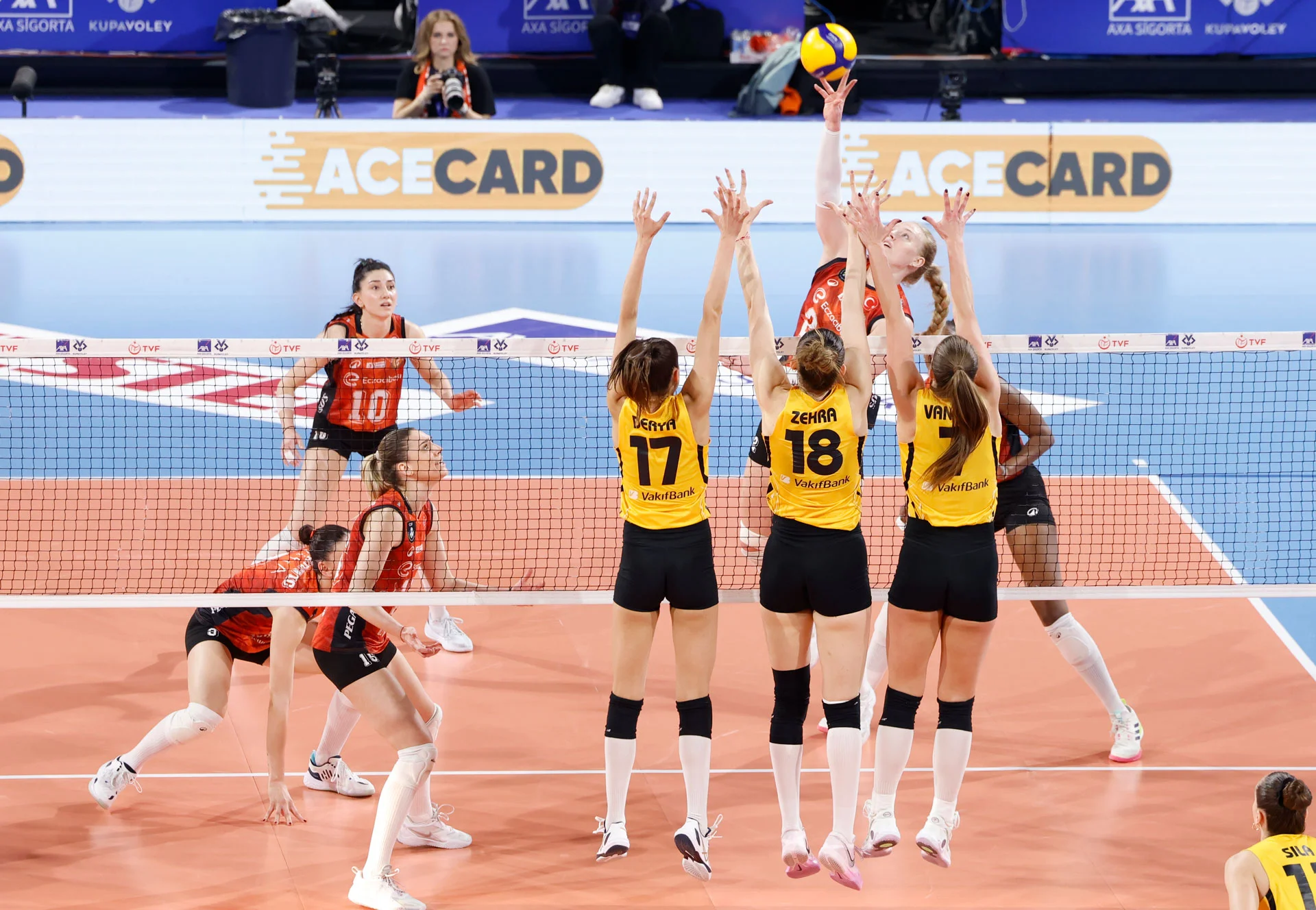 AXA Sigorta Kupa Voley'de Final Heyecanı