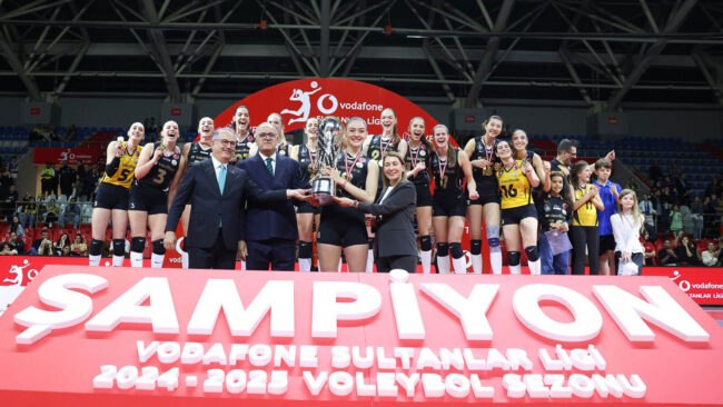 VakıfBank Zirvede: Vodafone Sultanlar Ligi’nin 2024-2025 Şampiyonu Belli Oldu! VakıfBank Zirvede: Vodafone Sultanlar Ligi’nin 2024-2025 Şampiyonu Belli Oldu!