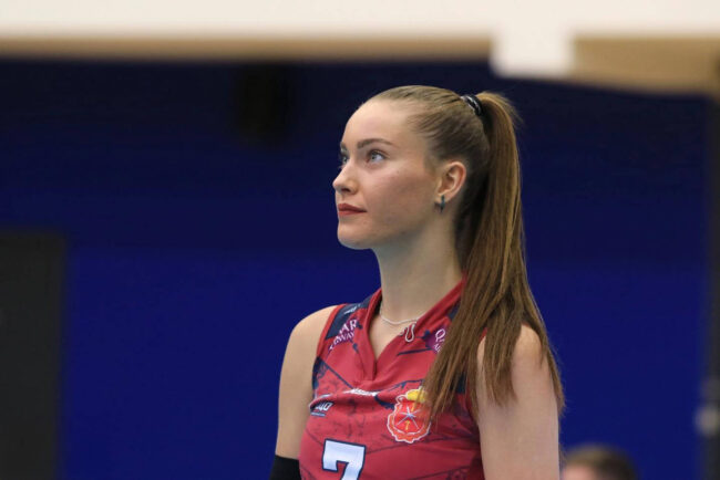 Rus Orta Oyuncu Anastasia Lyashko Karşıyaka’da!