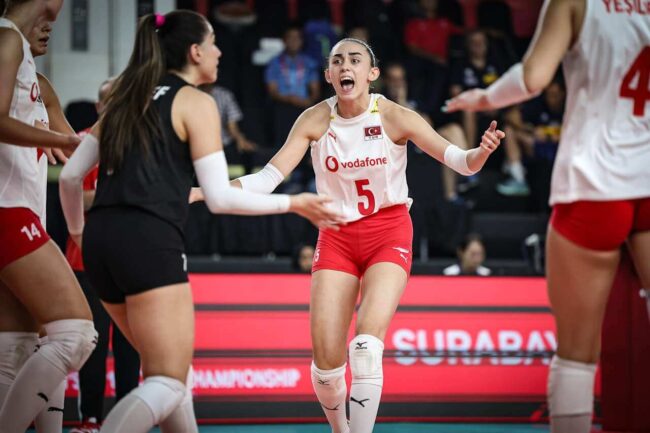 U21 Kadın Milli Takımımız Çekya’ya Beş Setlik Mücadelede Mağlup Oldu