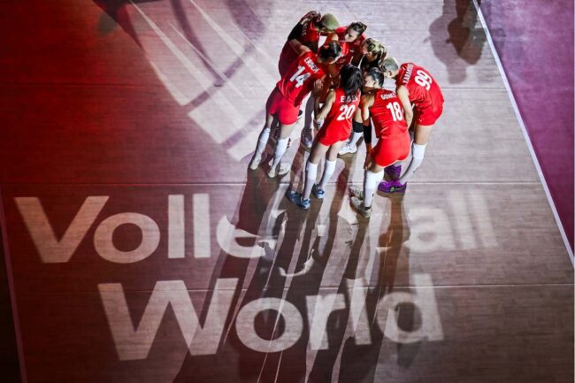 Filenin Sultanları, Dünya Şampiyonasında Lider