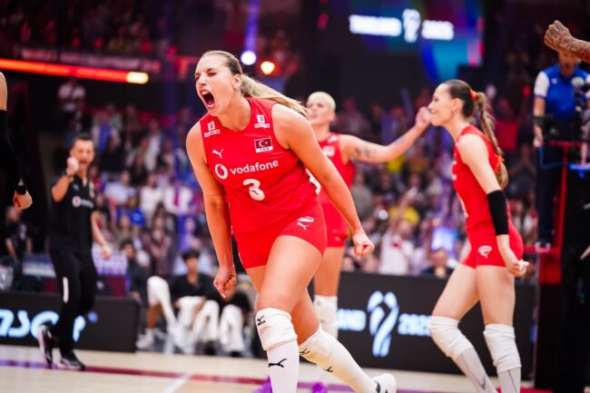 Filenin Sultanları Tarihi Zaferle Yarı Finale Ulaştı!