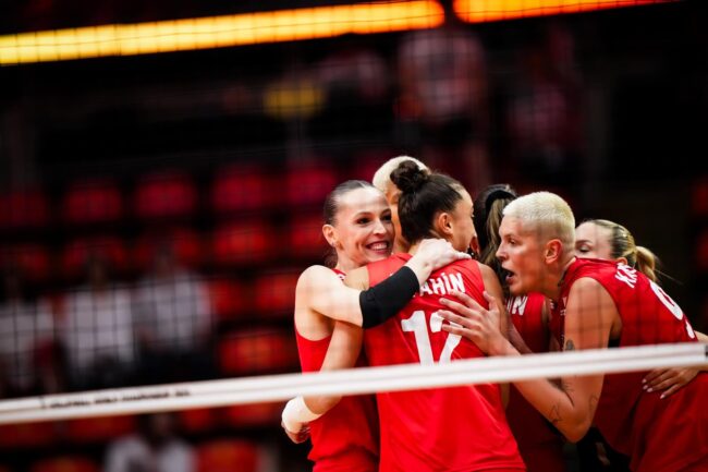 Filenin Sultanları Tarihi Zaferle Yarı Finale Ulaştı!