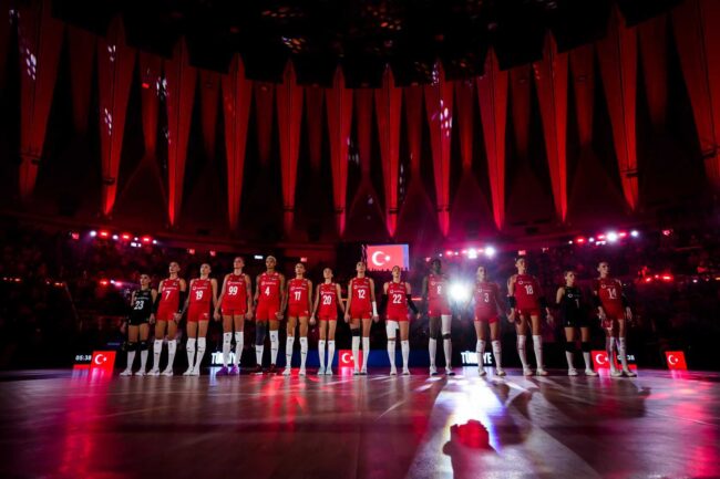 Filenin Sultanları İtalya’yı Zorlu Finalde 3-2 İle Kaçırdı; Dünya Şampiyonası’nda Tarihî Gümüş Madalya!