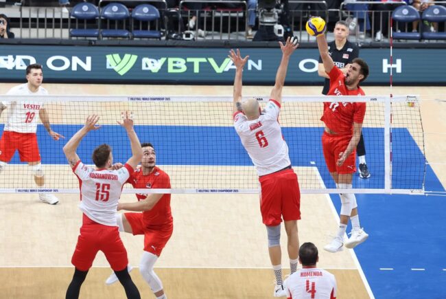 Filenin Efeleri Polonya’ya 3-0 Mağlup Oldu | 2025 Dünya Voleybol Şampiyonası Çeyrek Final
