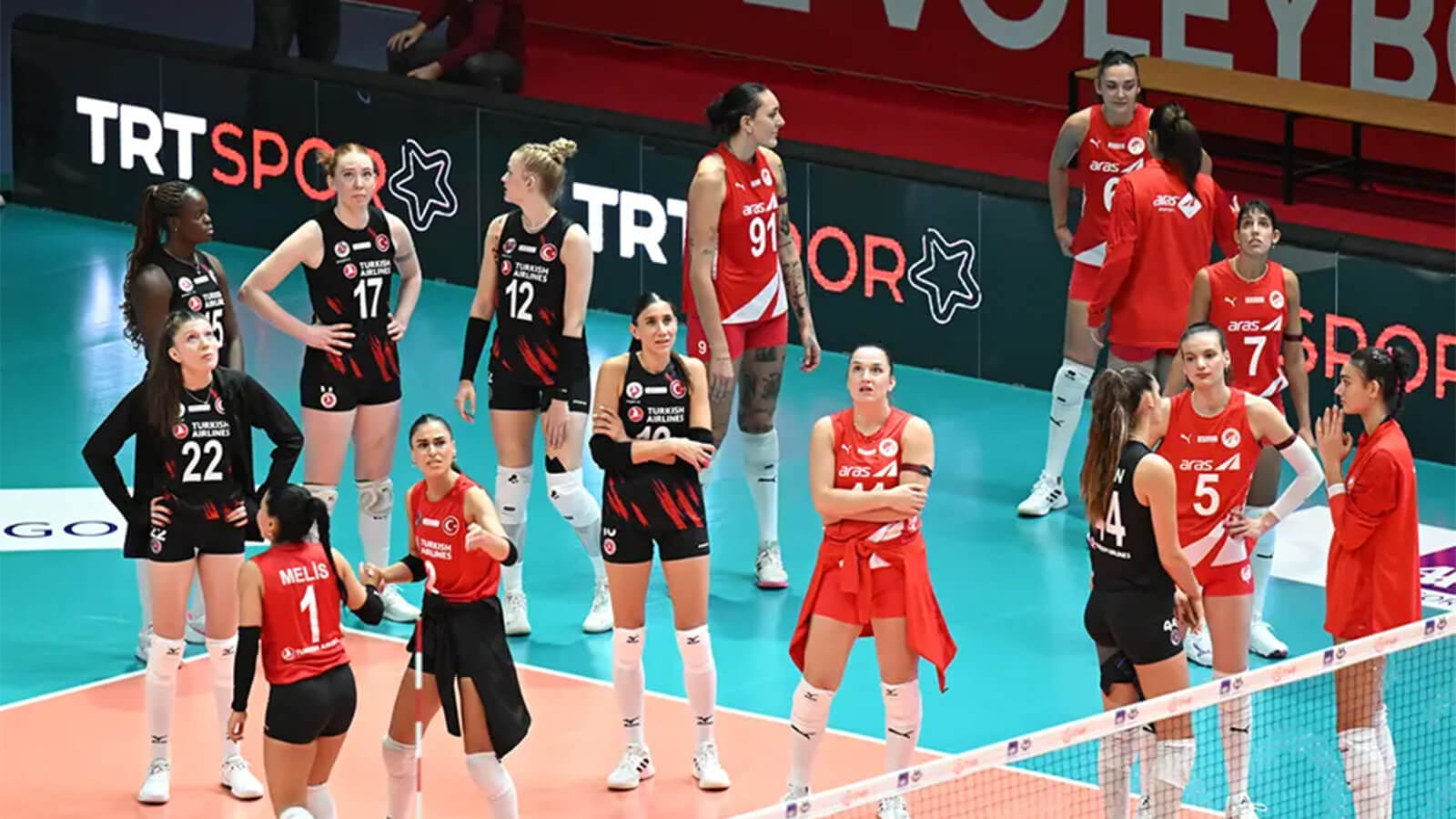 Voleybol Maçında Korku Dolu Anlar! Aras Spor – Türk Hava Yolları Mücadelesine Yangın Paniği Damga Vurdu