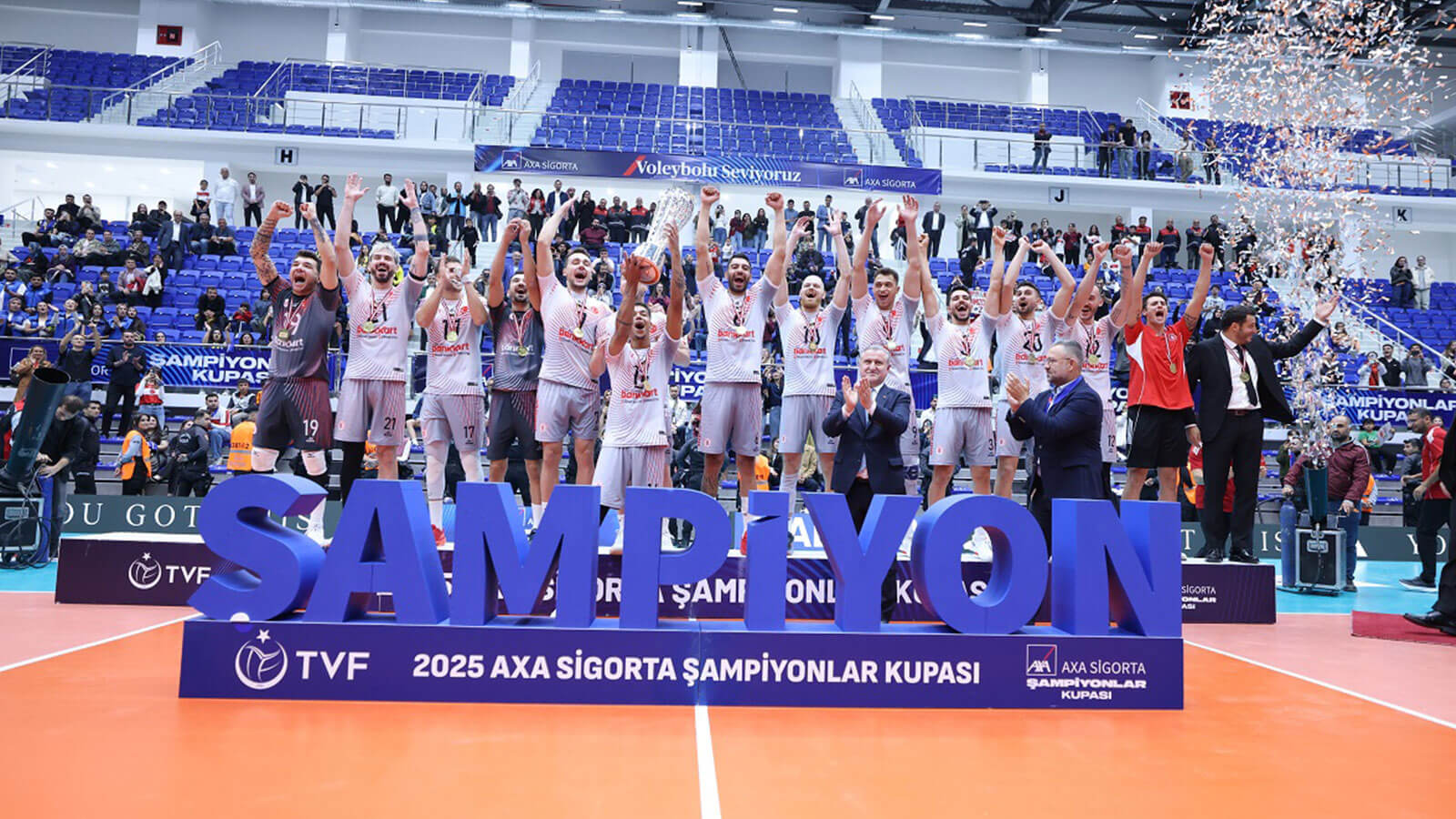 Ziraat Bankkart Şampiyonlar Kupası’nı Kazandı!