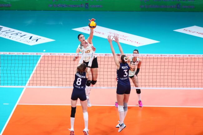 Vodafone Sultanlar Ligi 7. Hafta: Devler Sahada, Kritik Galibiyetler!