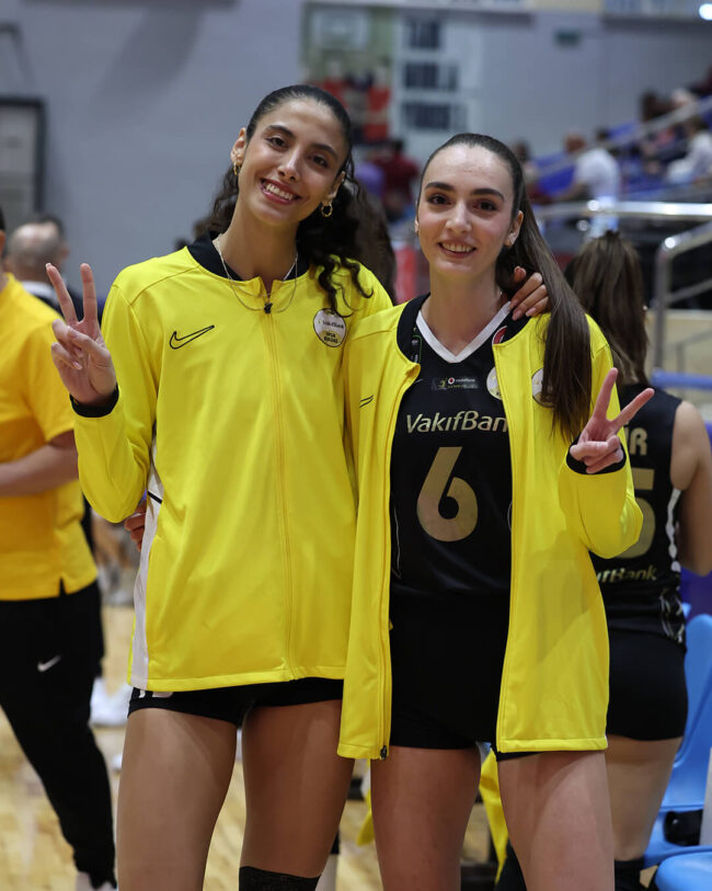 VakıfBank Aydın’da Sultanlar Ligi’nde Net Galibiyet