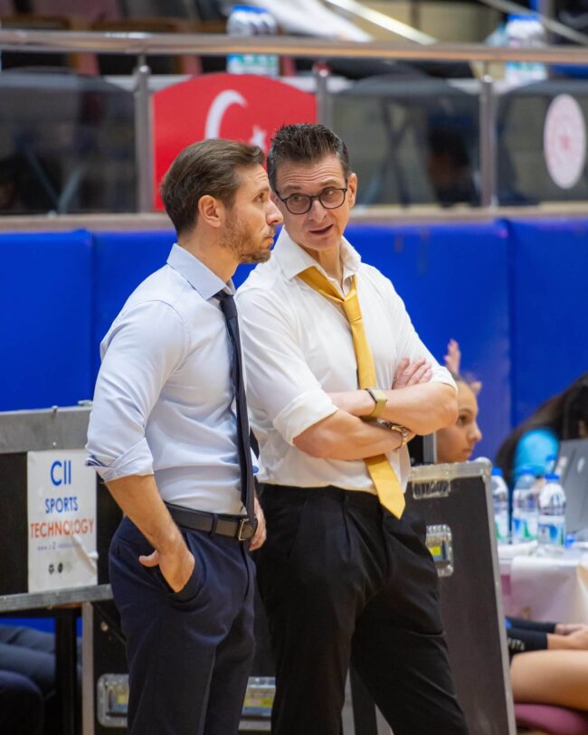 VakıfBank Aydın’da Sultanlar Ligi’nde Net Galibiyet
