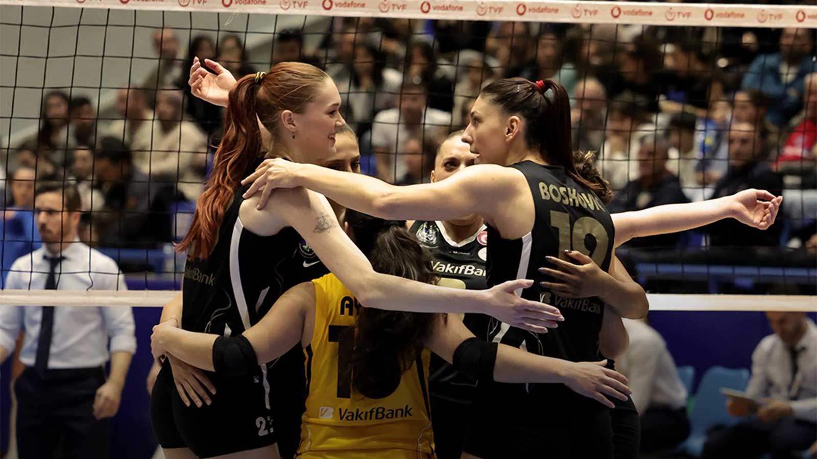 VakıfBank, Aydın’da Sultanlar Ligi’nde Net Galibiyet: 3-0